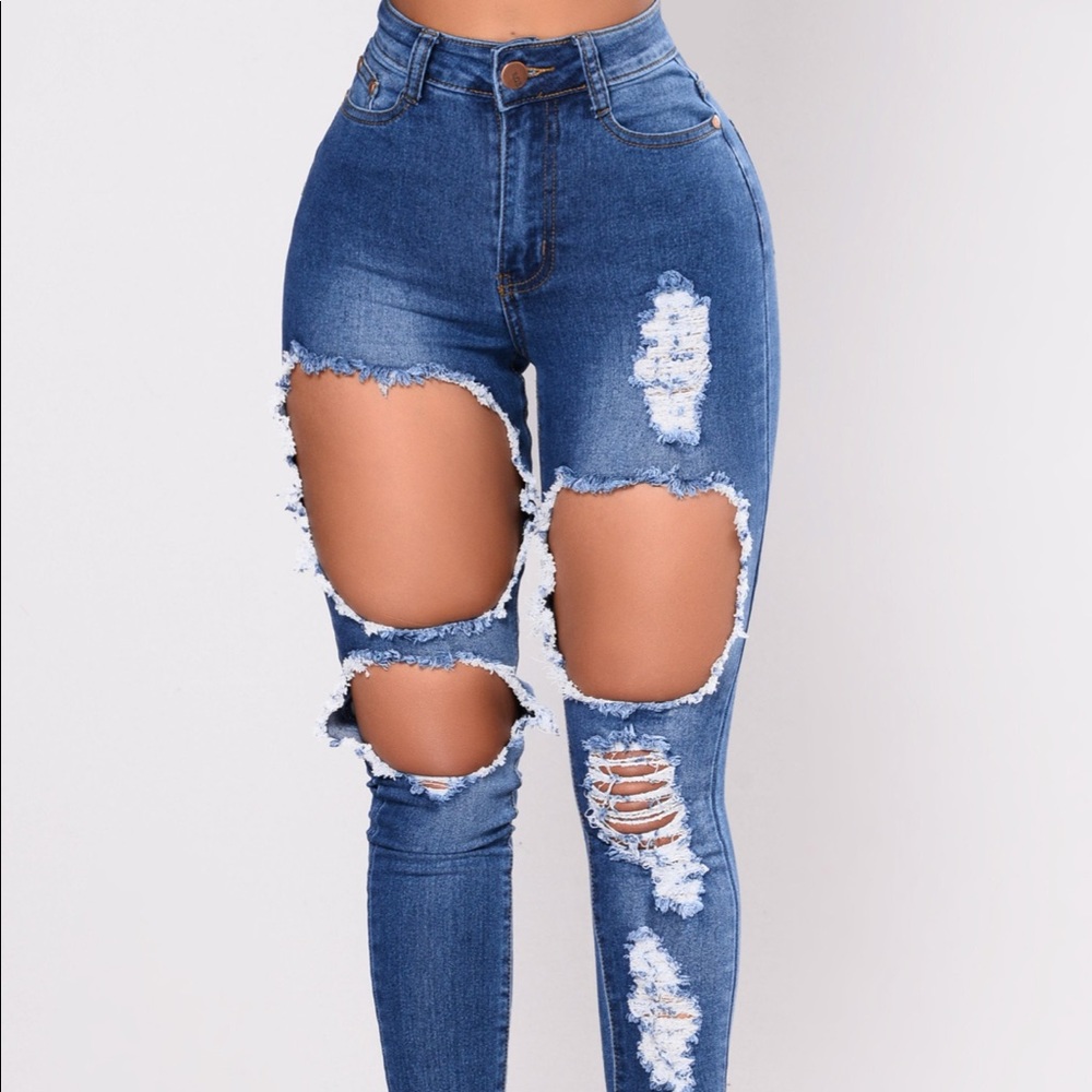 FASHION NOVA SKINNY JEANS 💎